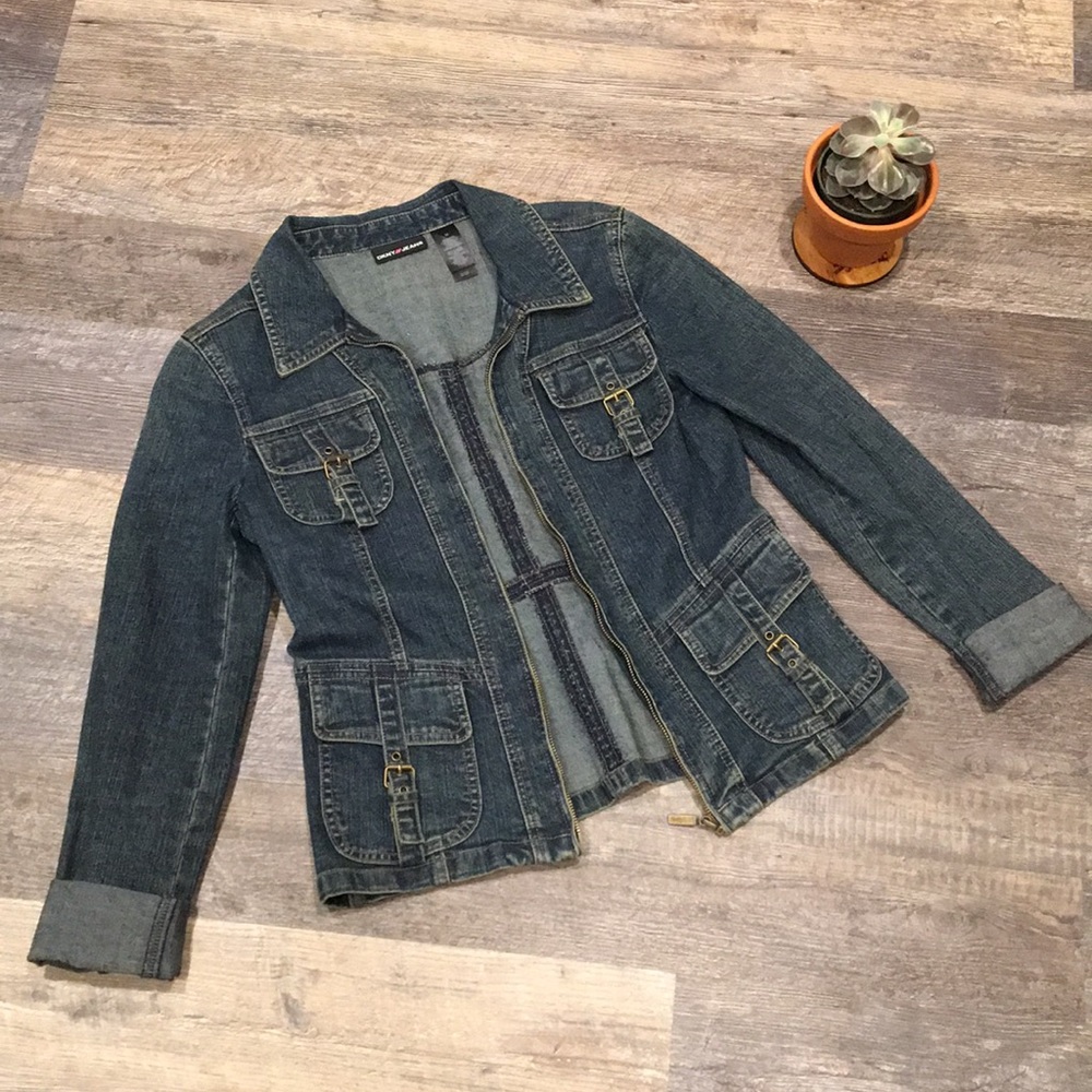 🌻Vintage DKNY Jean Jacket🌻